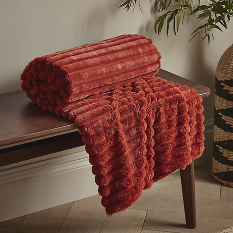 COSY RIBBED THROW BURNT ORANGE 130X170CMS