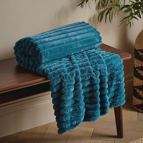 COSY RIBBED THROW TEAL 130X170CMS