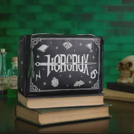 WARNER BROS HARRY POTTER DARK ARTS WASH BAG HORCRUX